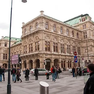  Privatunterkunft Opera Am Operneck Self Check In