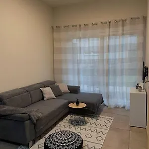 https://gartenwohnung-mit-terrasse-und-parkplatz.graz-austria-hotels.com