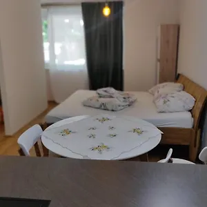  Apartment With Parking, Great Surroundings