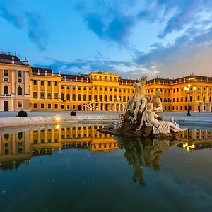  Apartment Luxe View Schoenbrunn